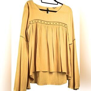 NWOT Charlotte Russe Mustard Colored Boho Blouse With Bell Sleeves. Sizes